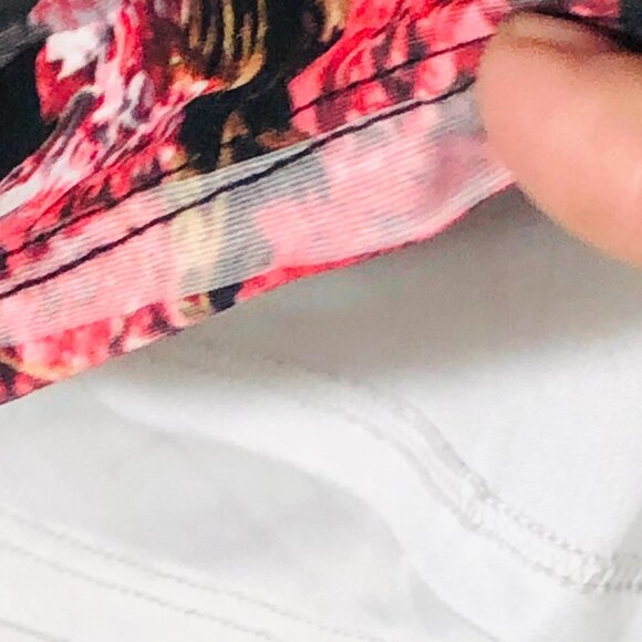 Romeo + Juliet couture short sleeve shirt zipup back & pocket size small READ - Picture 8 of 10